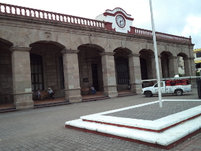 Ayuntamientos miserables, reto may&uacute;sculo