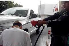 El gasolinazo atenta contra la estabilidad social