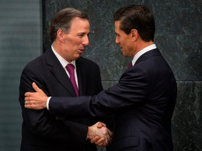 El dinosaurio contin&uacute;a all&iacute;