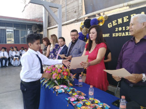 Advierten que padres de familia no deben pagar por entrega de certificados y boletas