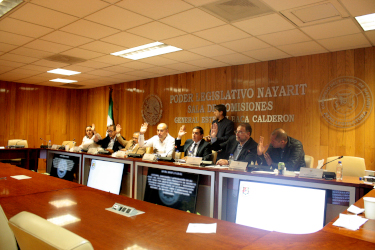 Eval&uacute;a Congreso a aspirantes para magistrados del Poder Judicial