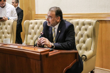 Congreso dispuesto a escuchar reclamo de mujeres