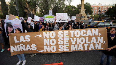 Las feministas, los Lebarones y la derecha tratan de desestabilizar al pa&iacute;s