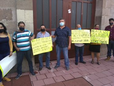 La lucha contra el Covid 19, la ley seca y el mercado negro