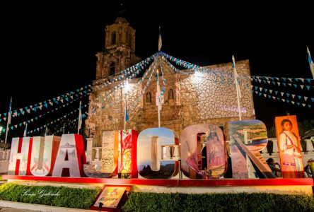 Huajicori olvidado por candidatos a gobernador