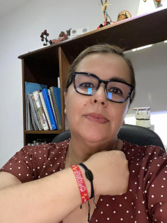 A la par, mujeres y hombres recurren al suicidio