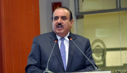 Notarios y abogados, pillos de cuello blanco