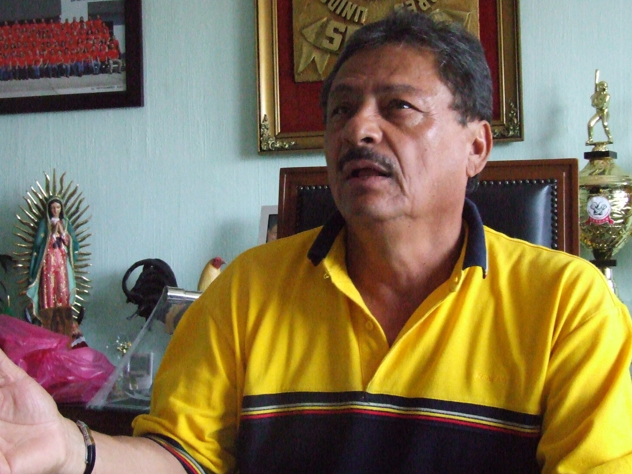 Luis Manuel está sujeto a arbitraria detención